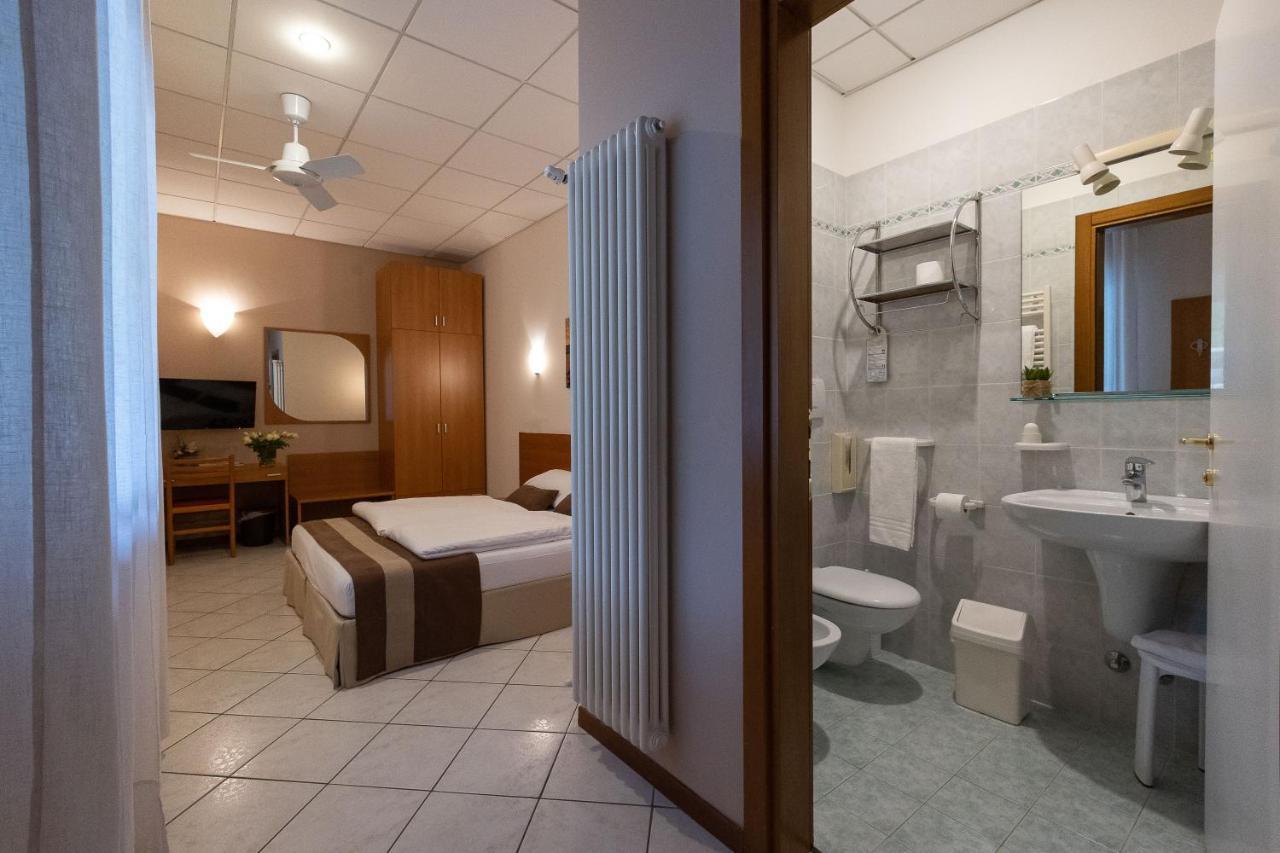 La Mimosa Lazise Otel Dış mekan fotoğraf