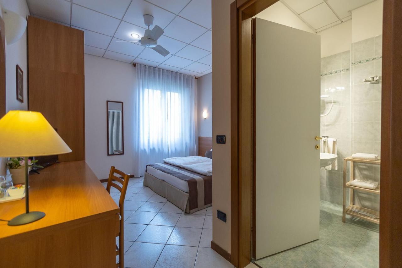 La Mimosa Lazise Otel Dış mekan fotoğraf