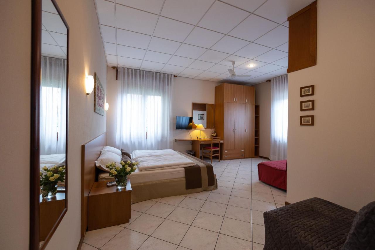 La Mimosa Lazise Otel Dış mekan fotoğraf